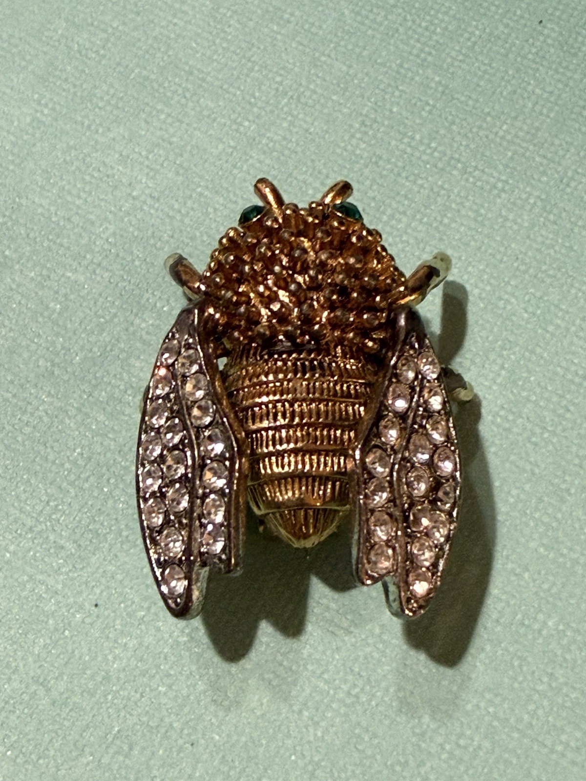 Vintage Edgar Berebi Miracle Bee Brooch / Rhinestones / Beautiful Detail WOW!