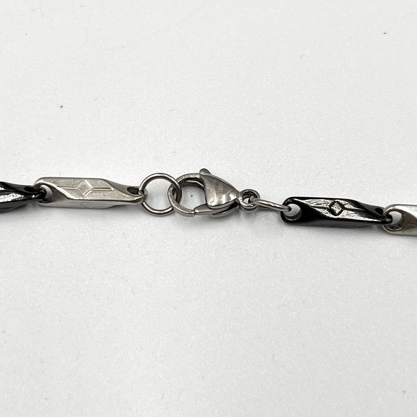 Vintage Retro Two-Tone Silver & Black Bar Link Chain Necklace, Unisex Y2K Style