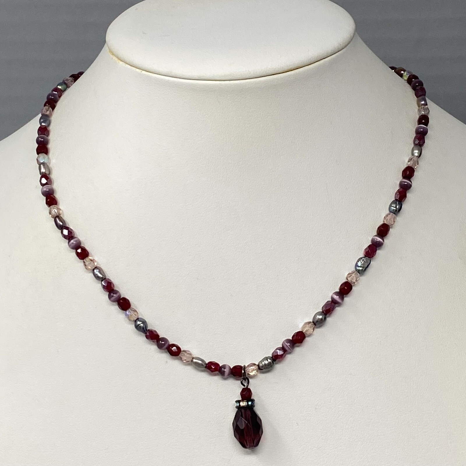 Red Pendant Necklace Teardrop Faceted Glass Purple Cats Eye Dainty Iridescent AB