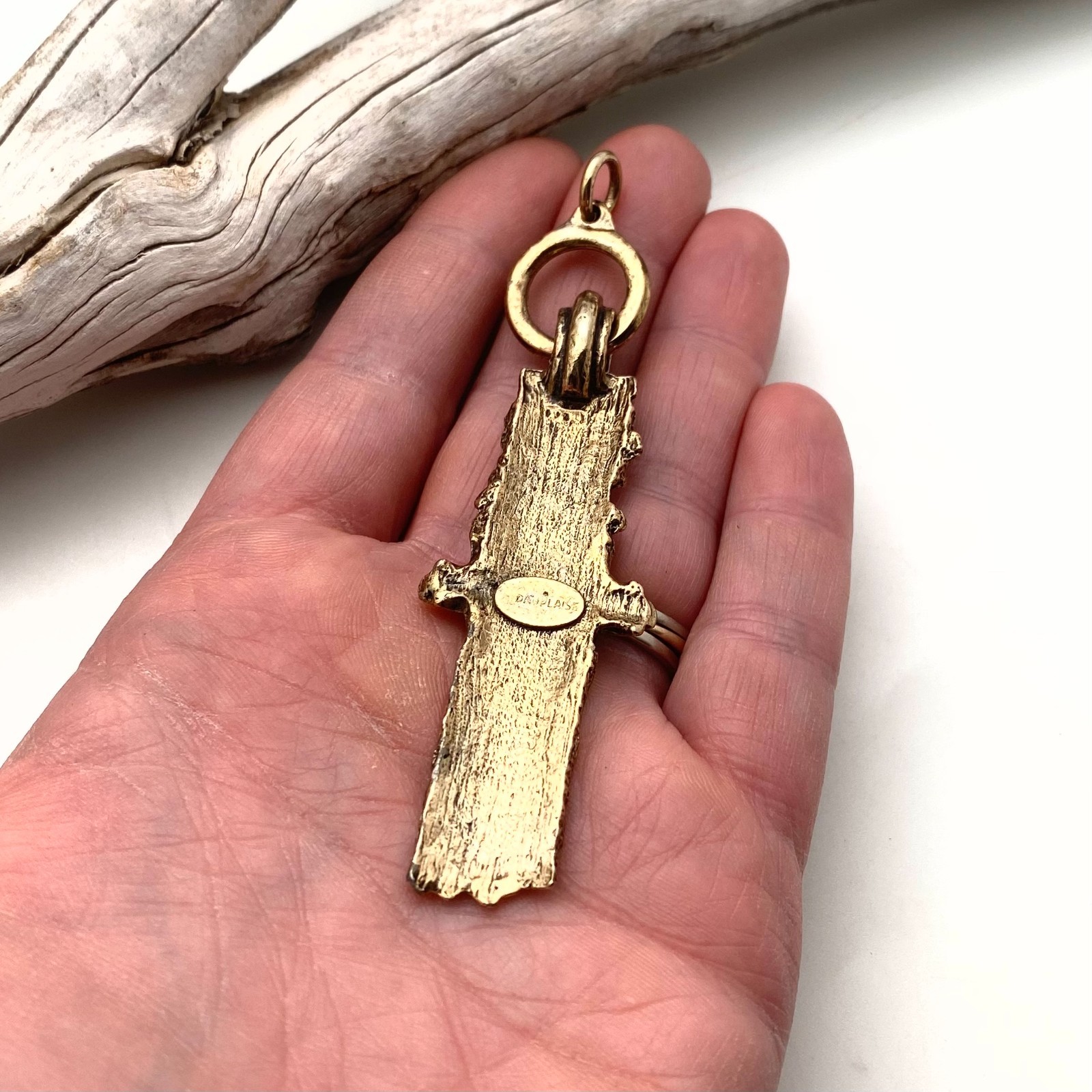 Vintage Brass Plated Broken Sword Pendant (MP89)