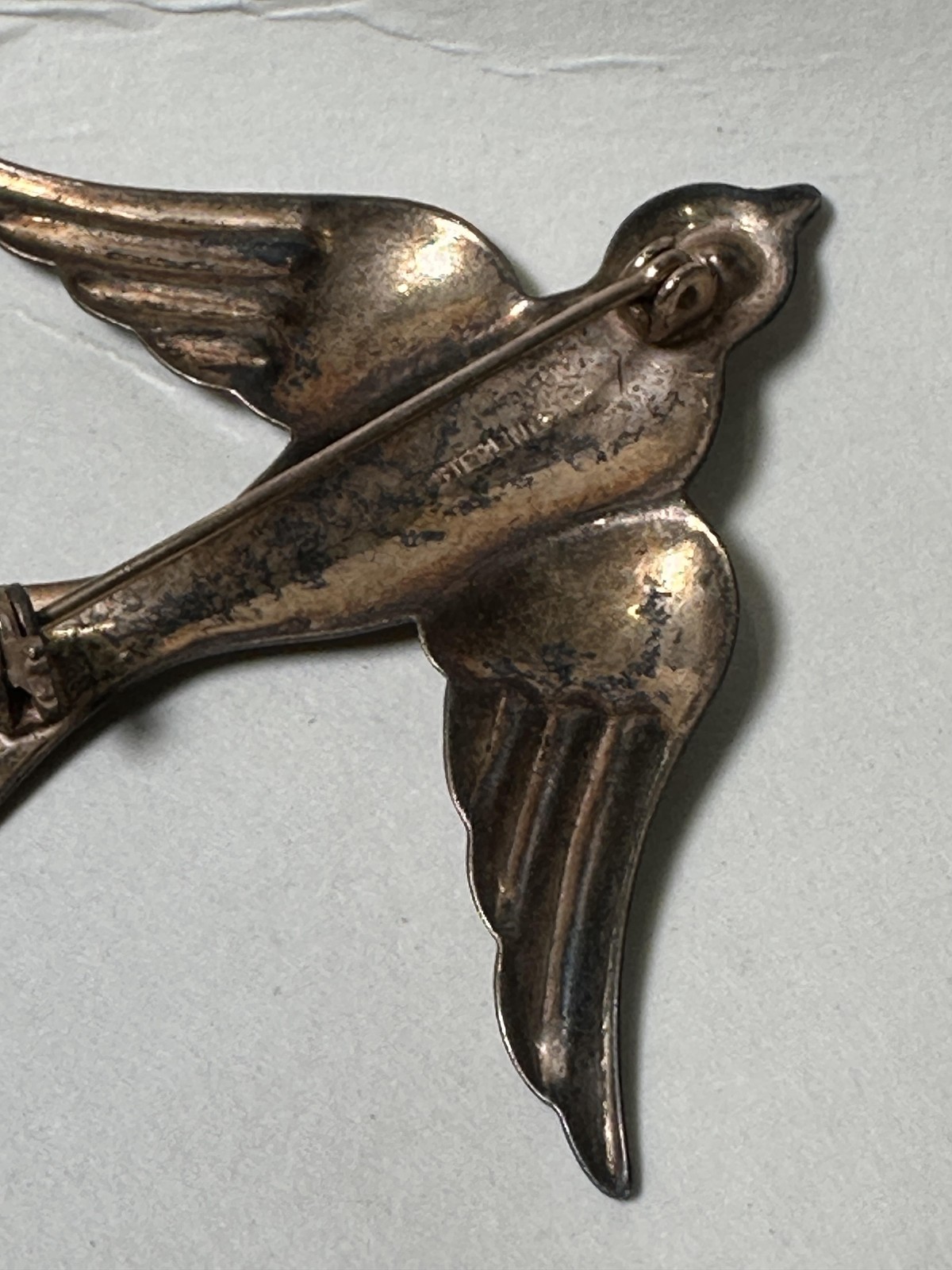 Vintage Sterling Silver Flying Swallow Bird Brooch Pin Red Glass Rhinestone Eye