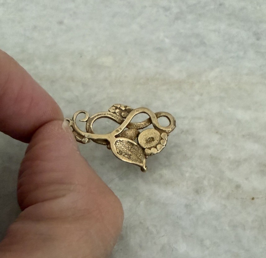 Vintage Gold Sterling Silver 925 Textured Snake Onyx Leaves Pendant