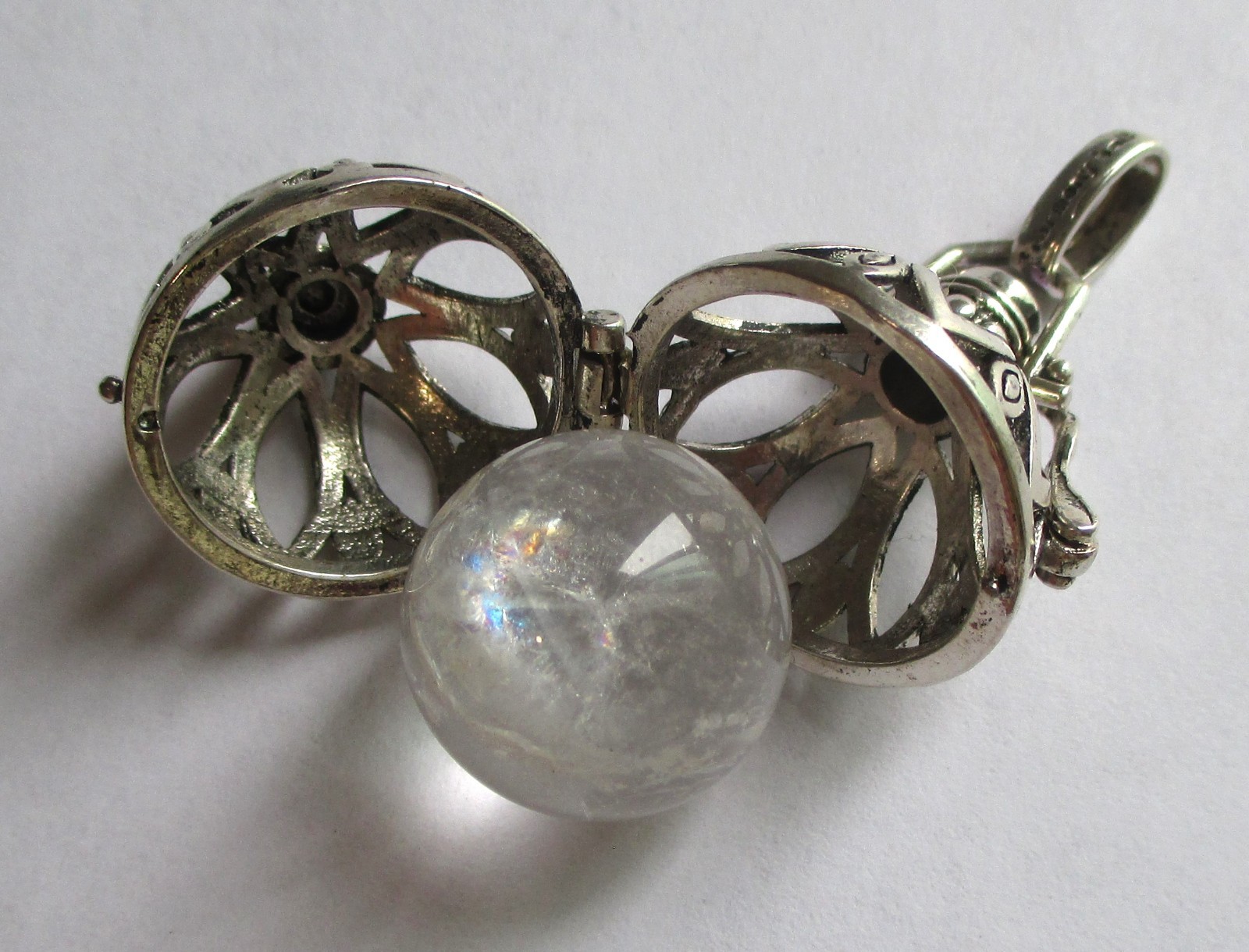 STERLING SILVER QUARTZ CRYSTAL ORB LOCKET PENDANT POOLS OF LIGHT STYLE