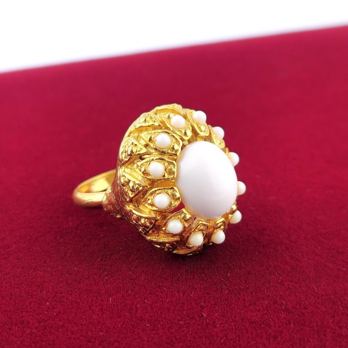 Vintage Gold Tone White Cabochon Adjustable Statement Cocktail Ring