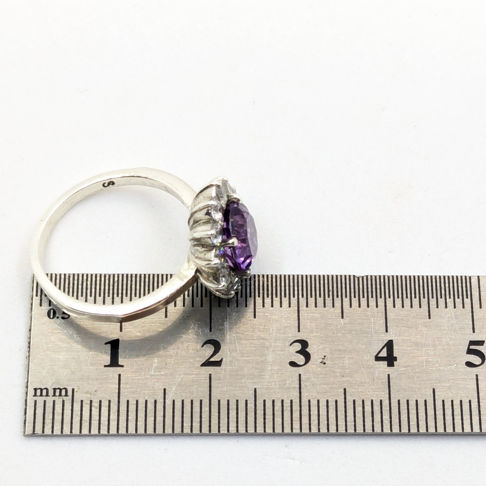 Vintage Luxury RING Silver 925 with Bright Amethyst -size: 7.5US (17.5mm) | #110