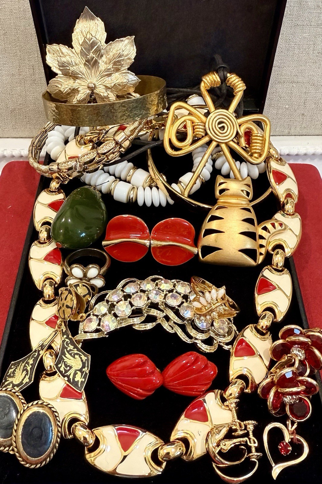 Vintage Estate Costume Jewelry Lot! MONET, NAPIER and more!