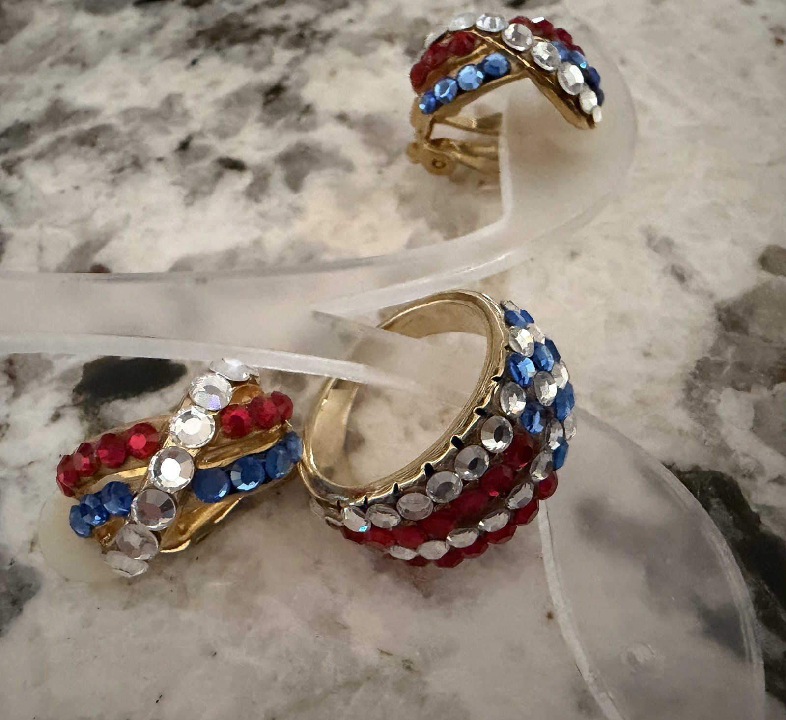 Patriotic Vintage American Flag Rhinestone Ring & earrings Red White Blue Size7