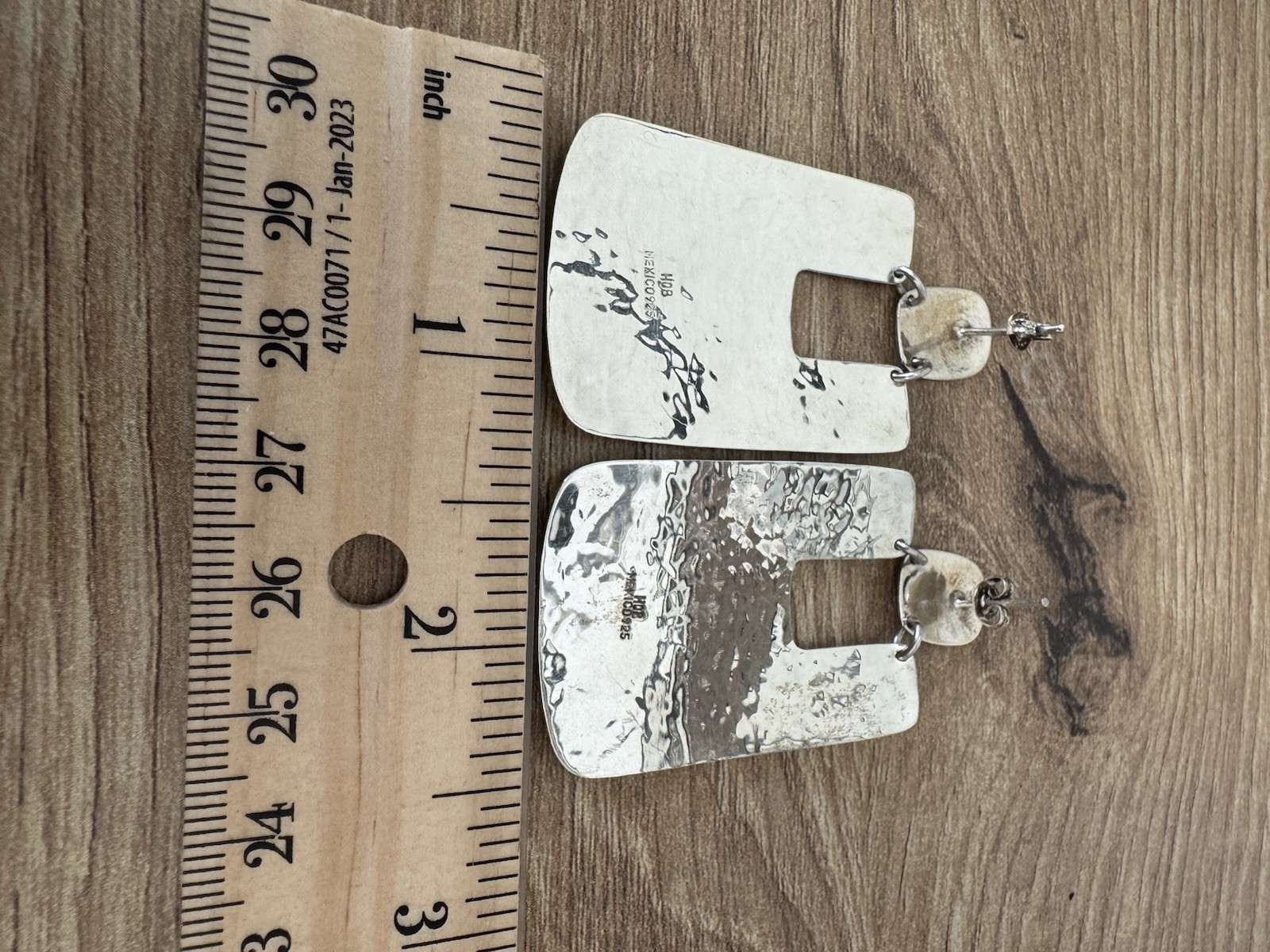 Vintage 925 Sterling Silver Hammered Rectangle Dangle Drop Earrings Signed