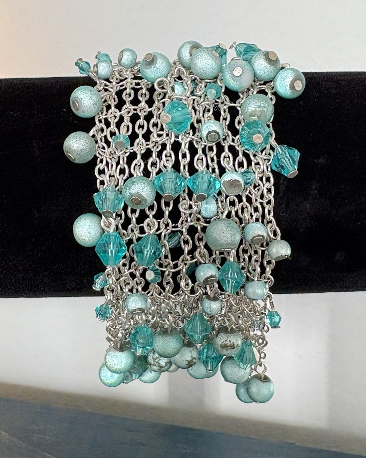 Vintage Silver Tone Mesh Bracelet Interwoven Turquoise and Teal Glass Beads
