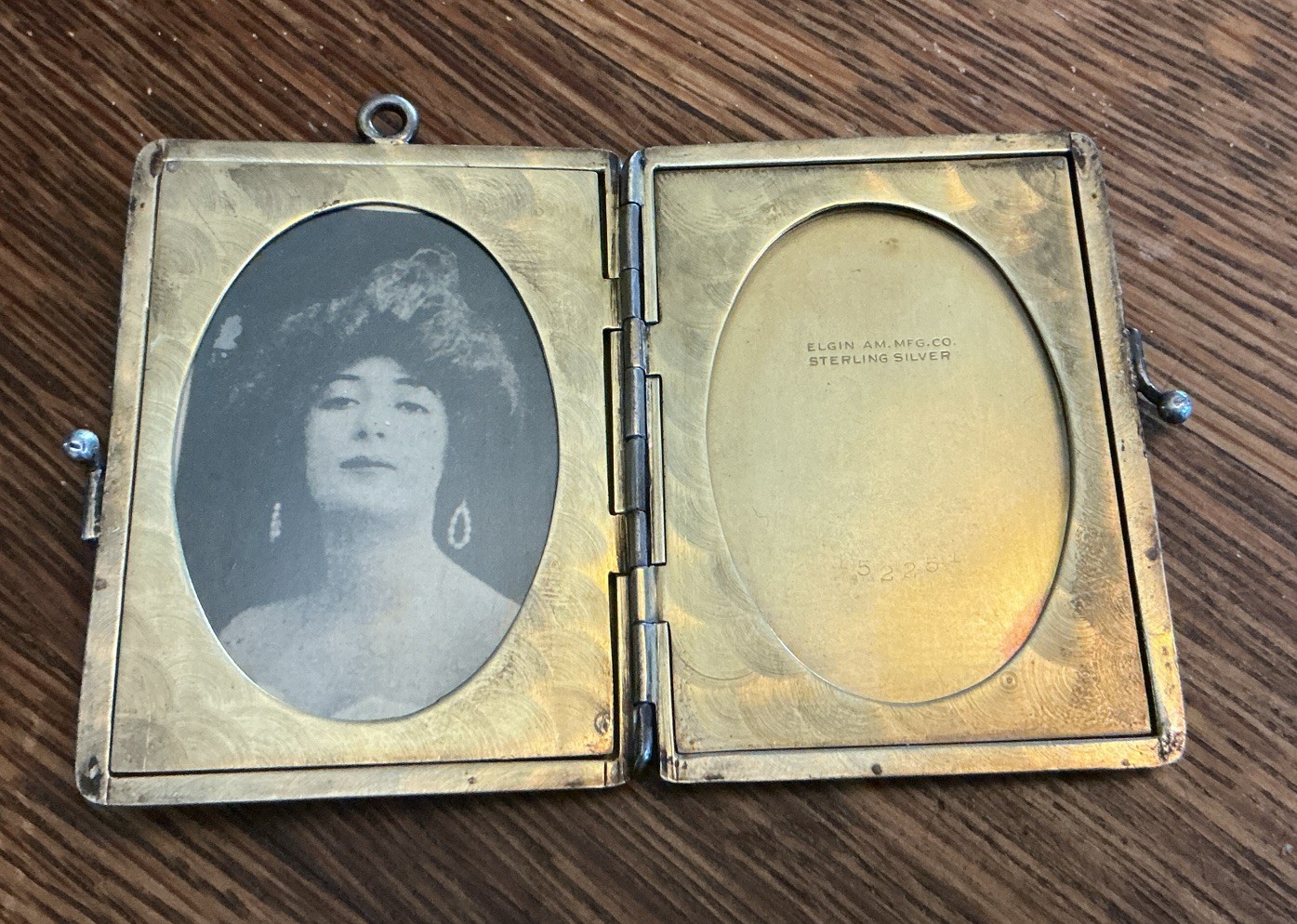 Elgin American Double Locket With Photos Sterling. 1915-1920