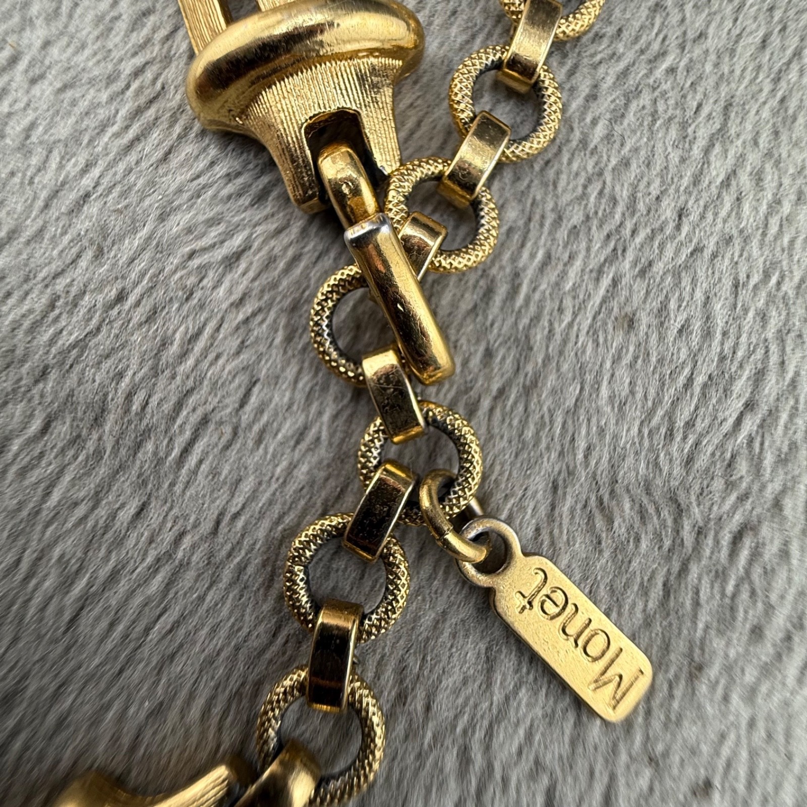 Vintage Monet Necklace Gold Tone Bow 16”