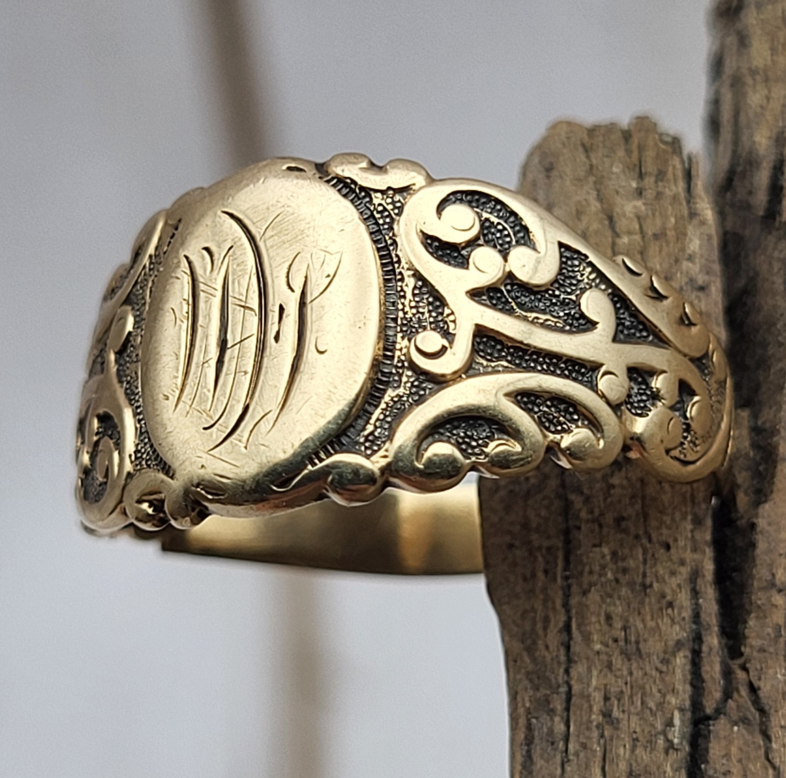 Antique 10K Yellow Gold Ornate Monogrammed Signet Ring Art Nouveau Signed