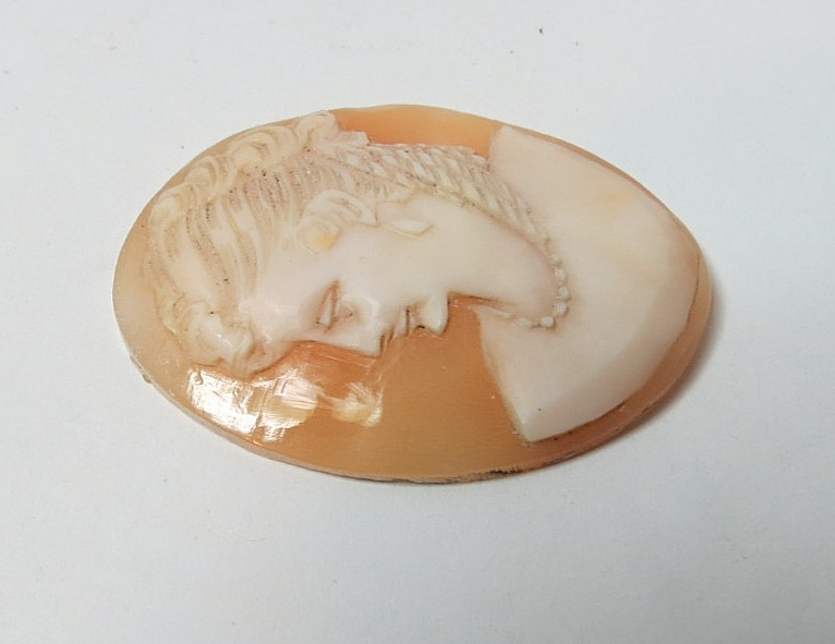 ANTIGUE SHELL CAMEO BROOCH PIN PENDANT 40MM X 31MM WIDTH