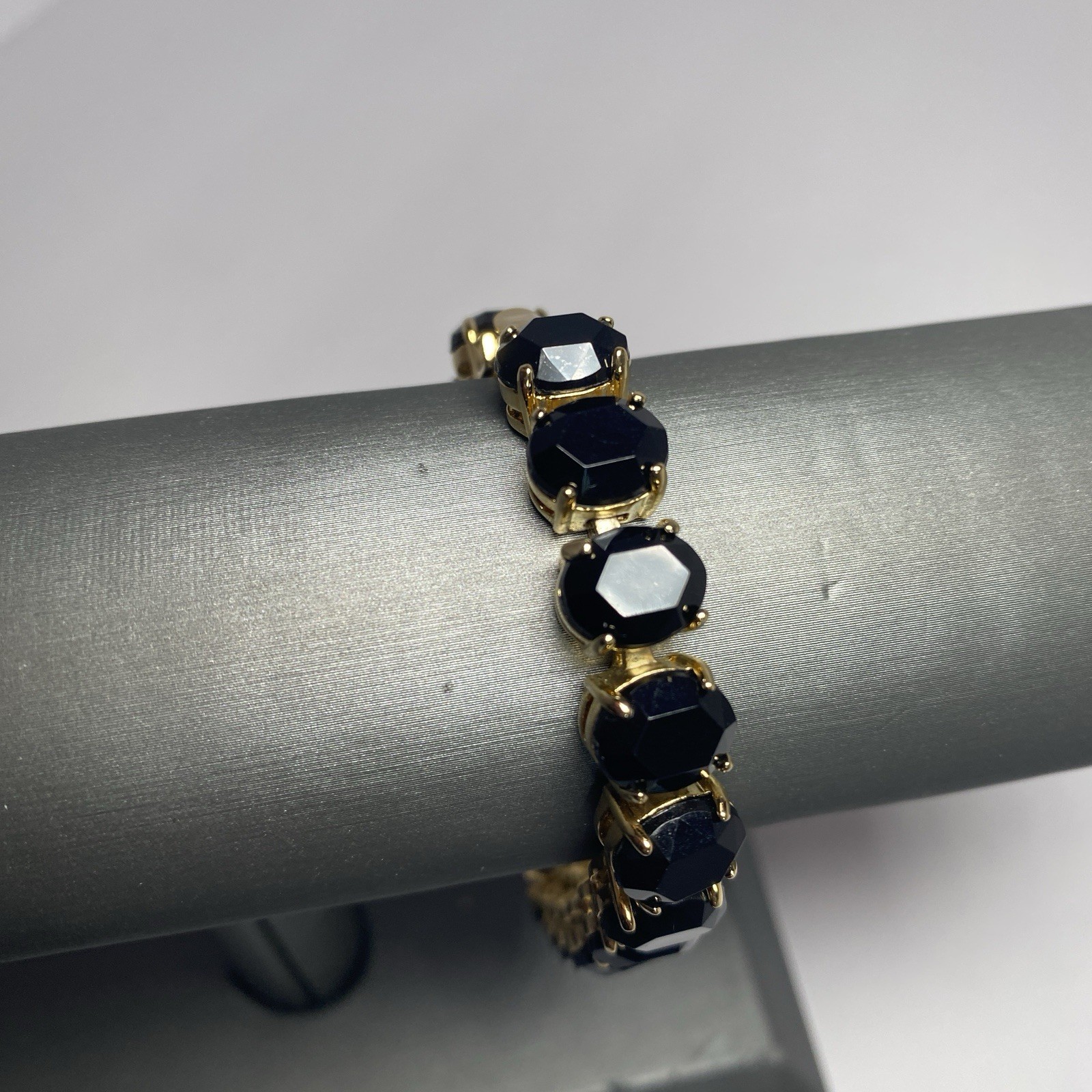 Vintage Jewelry Set black faceted ovals in goldtone Bracelet 7” & post Earrings