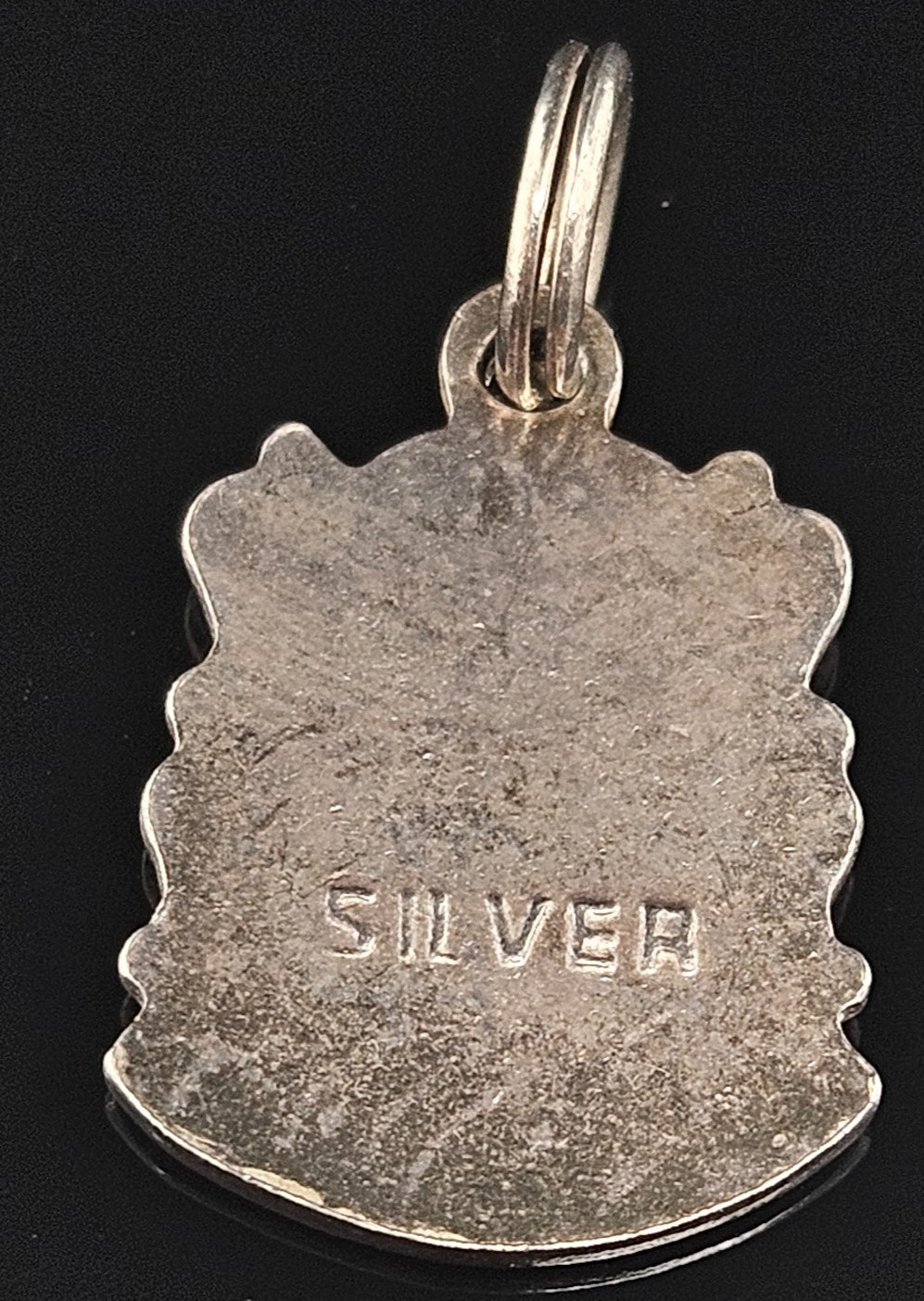 SILVER GREAT BRITAIN TRAVEL SHIELD Charm Pendant Souvenir Crest Enamel Vintage