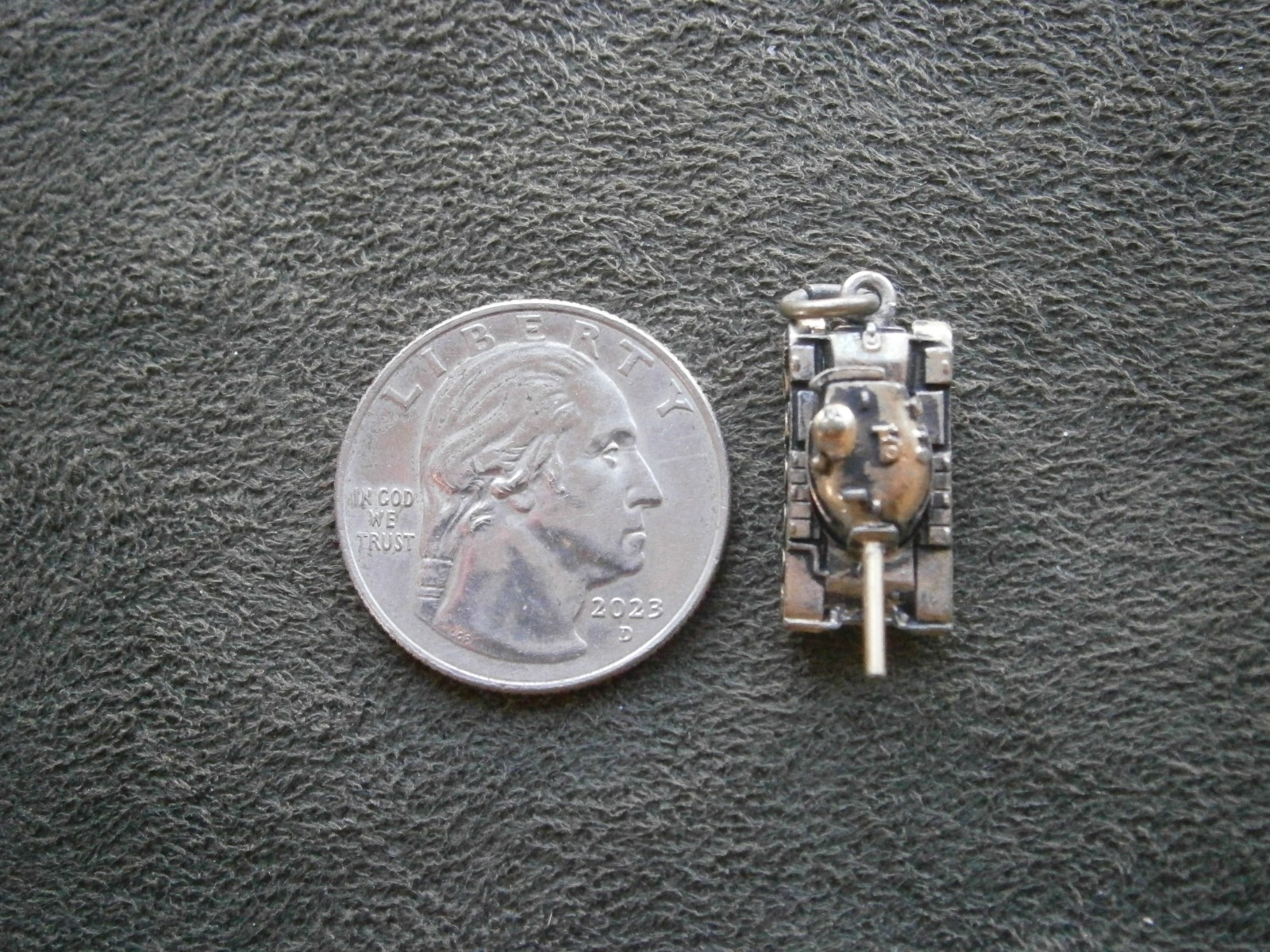 WWII Military Tank Vintage Crest Craft Goldtone Charm Pendant 5.2g