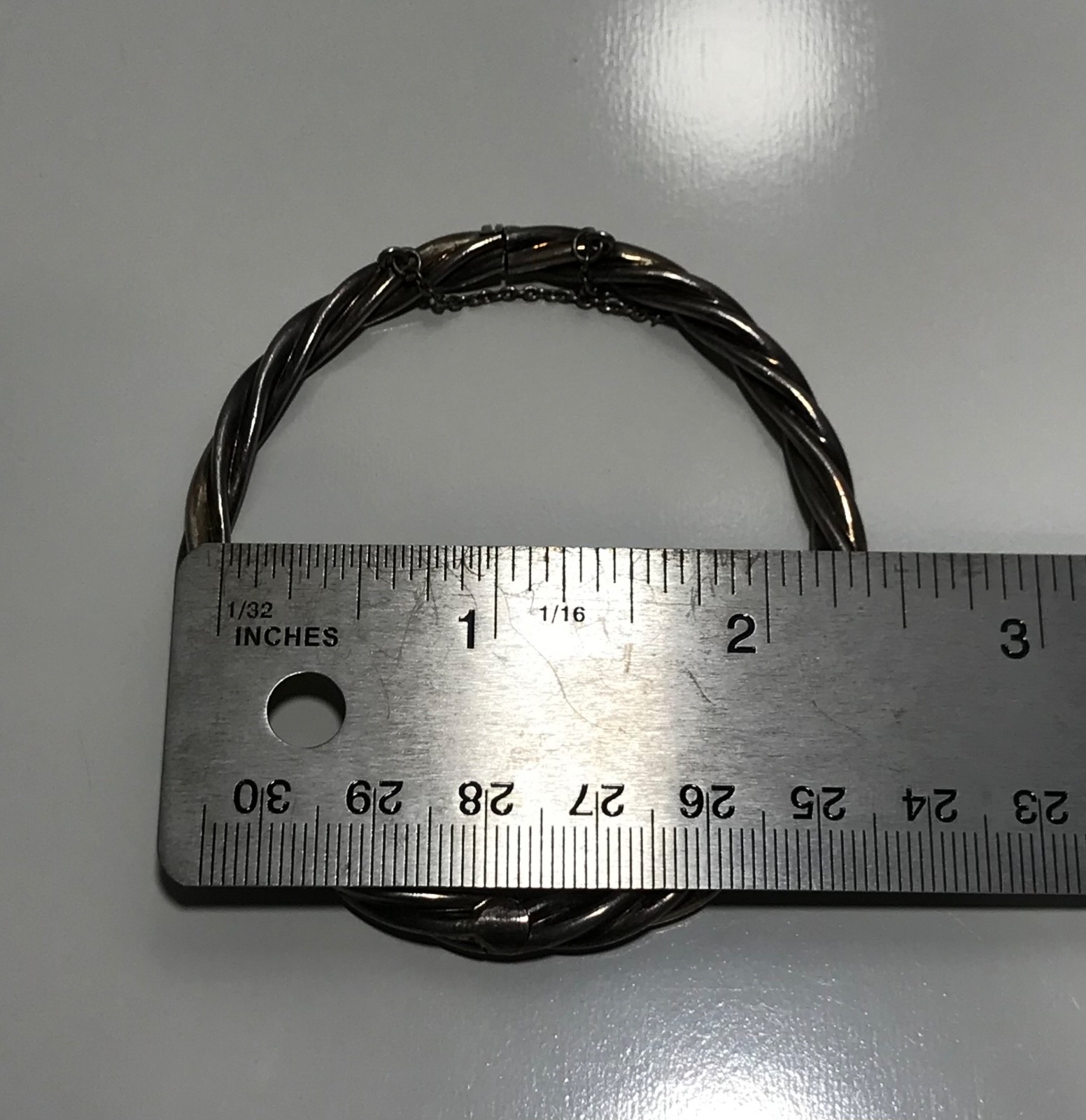Vintage 925 Sterling Silver Twisted Hinged Bangle Bracelet