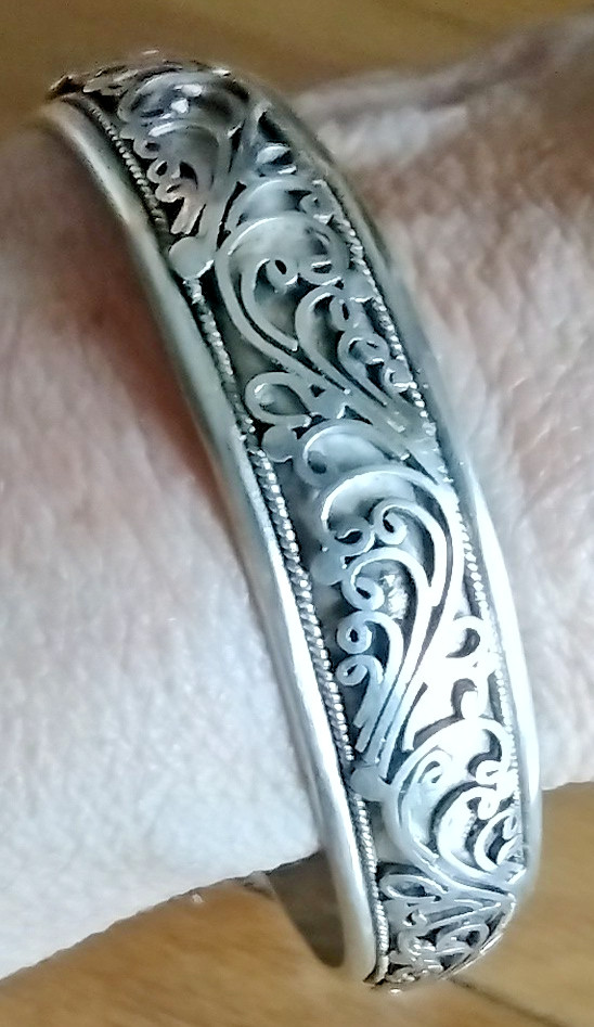 Vintage Sterling Silver Fancy Open Work Ornate Scroll Cuff Bangle Bracelet 8″