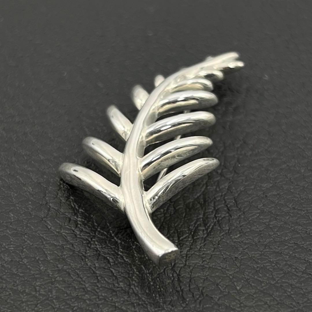 Tiffany & Co. Leaf Vintage 1996 Brooch Silver 925 Unisex Pre-Owned