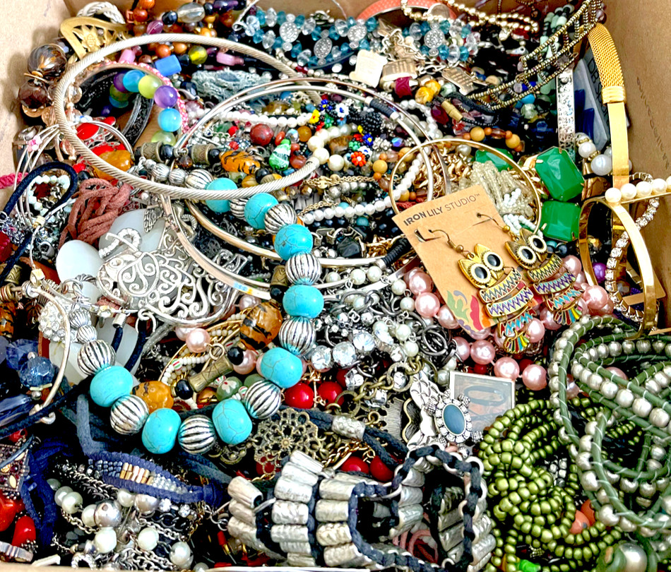 1 Lb Unsorted Jewelry Vintage & New Lot Craft Junk & Wear Resell Mixed Tangles