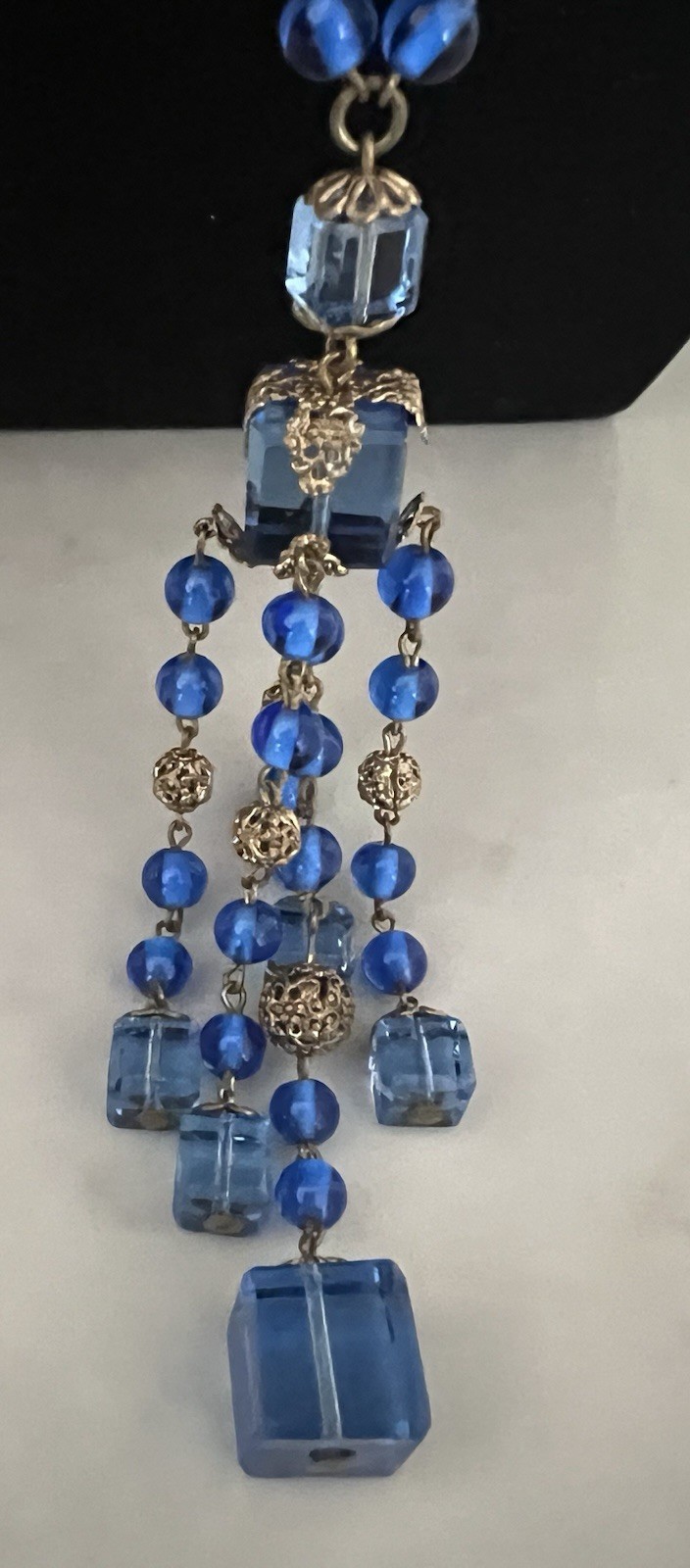 BRIGHT BLUE CRYSTAL/BRASS FILIGREE NEIGER BROS CZECH LONG VTG DECO 20s NECKLACE
