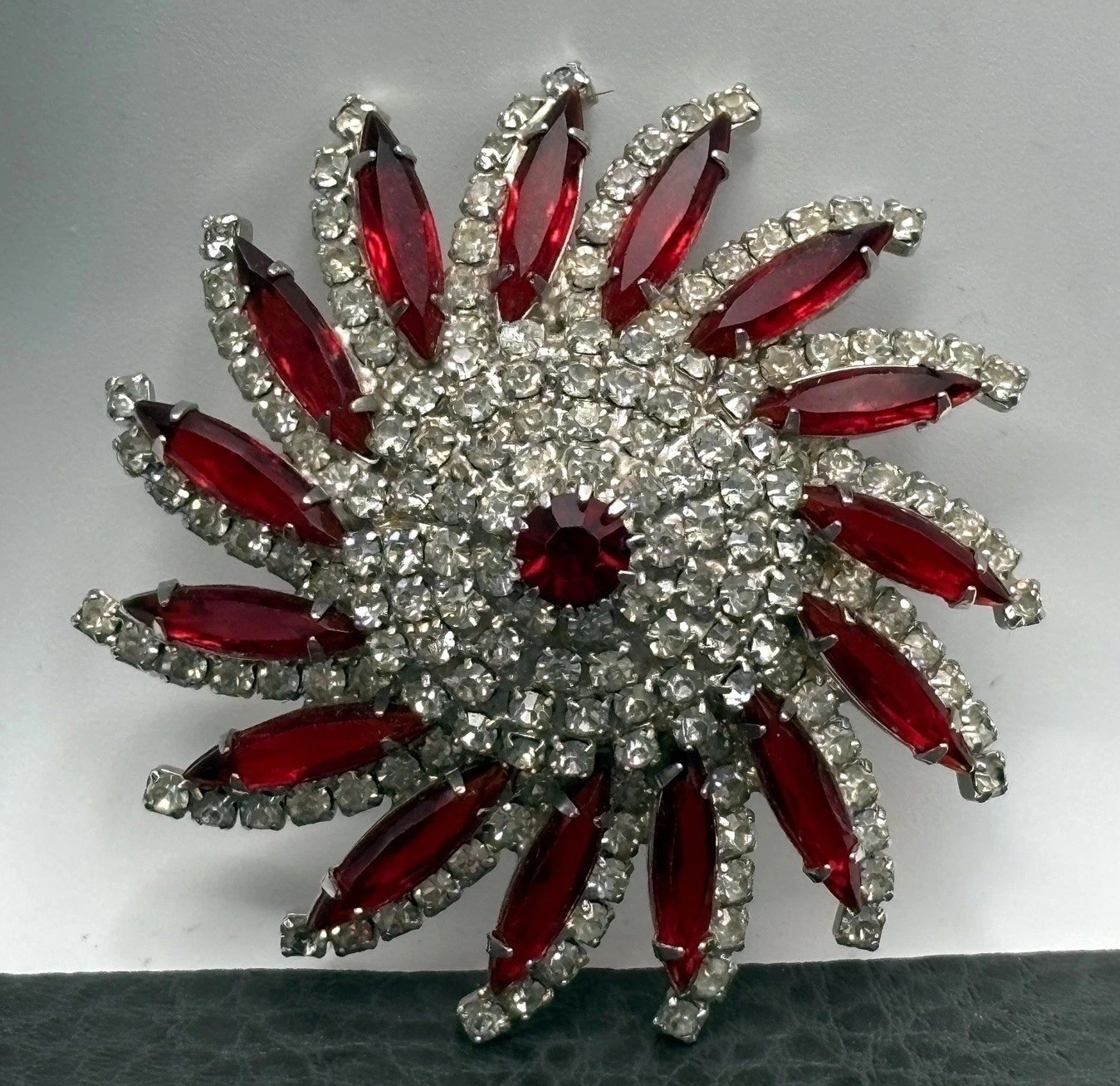 VTG Huge Attributed To Kramer Red Rhinestone Starburst Brooch Silver Tone Pin