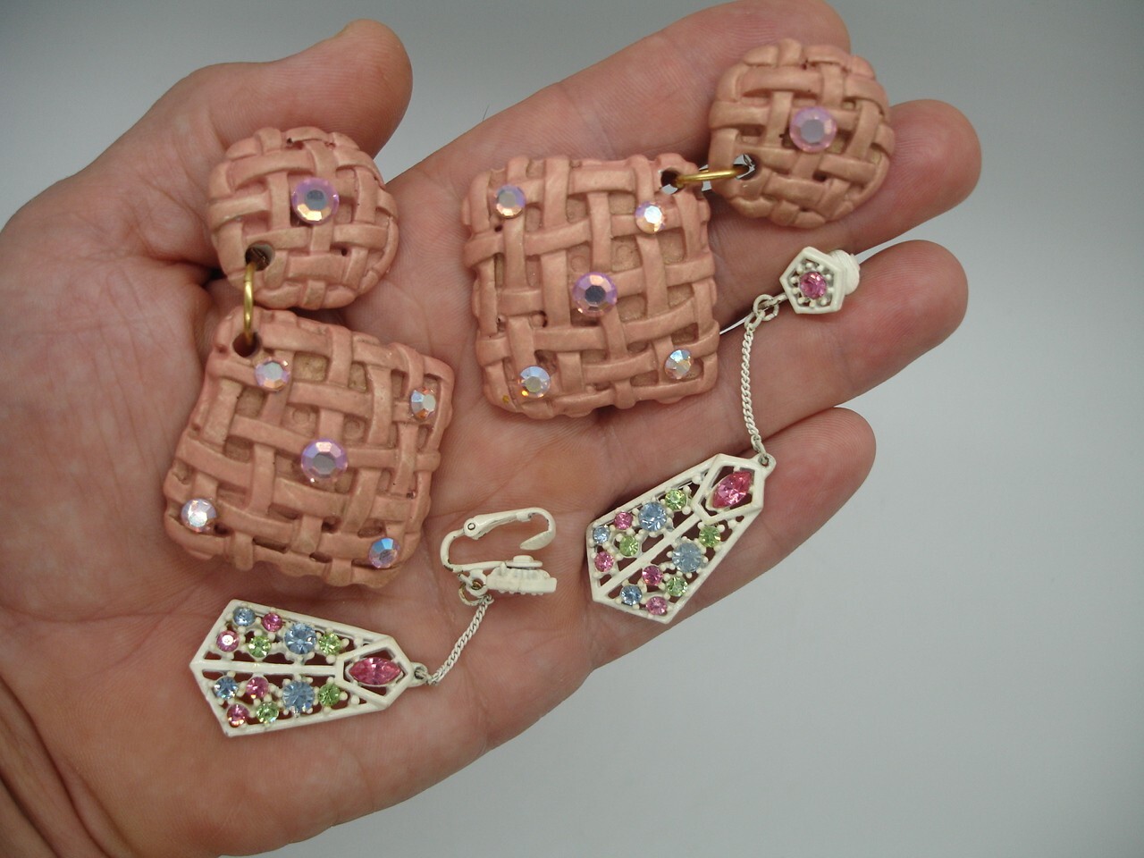 vtg. JEFF LIEB clip on dangle jeweled weave pattern earring set pink multicolor