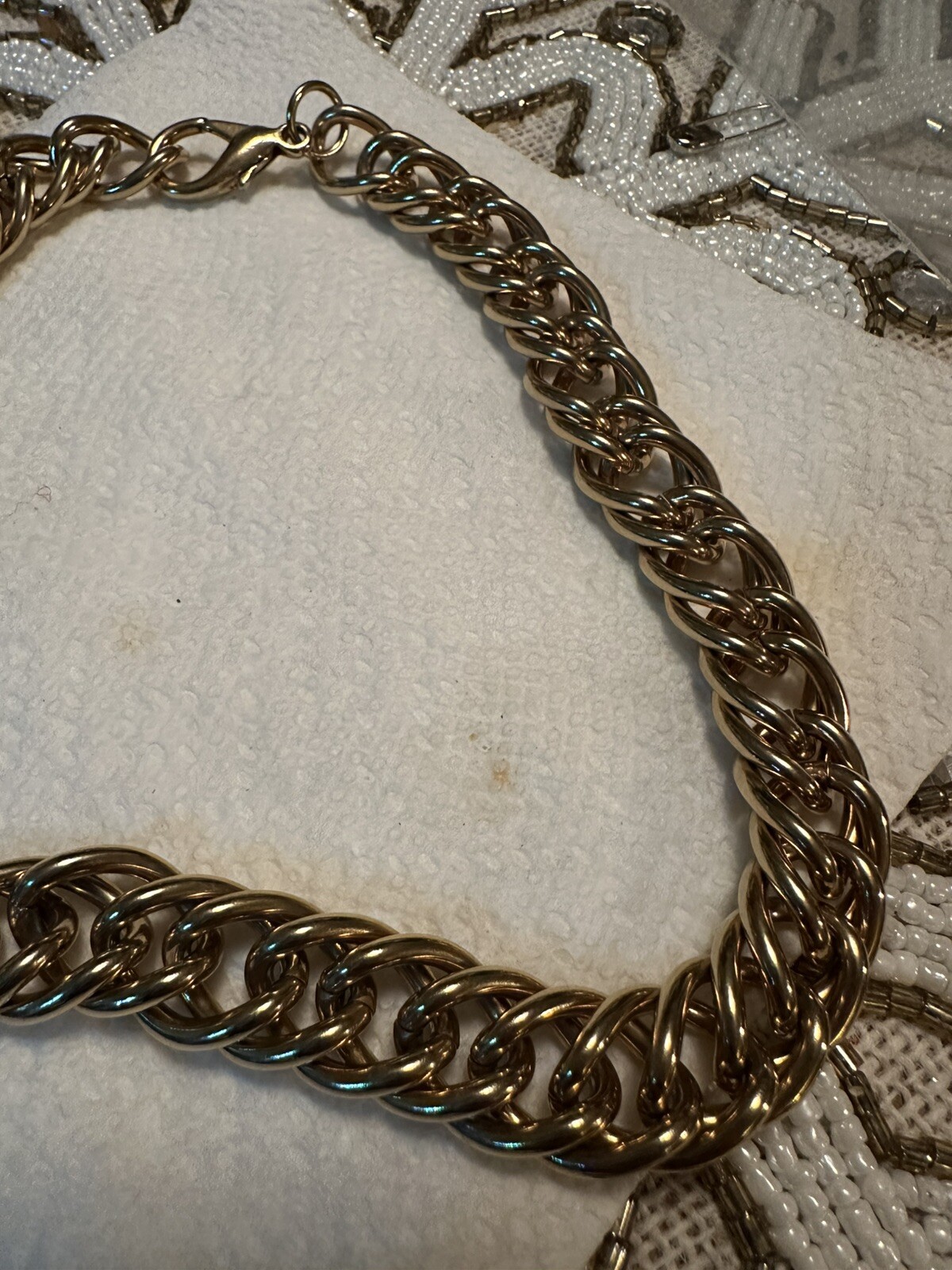 VTG 18” WIDE GOLD PLATED CHAIN NECKLACE – Costume Jewelry