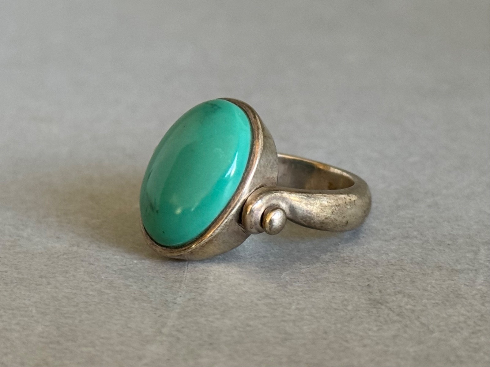 Vintage Unused Sterling Silver and Turquoise Hinged Ring Size 7 1/4