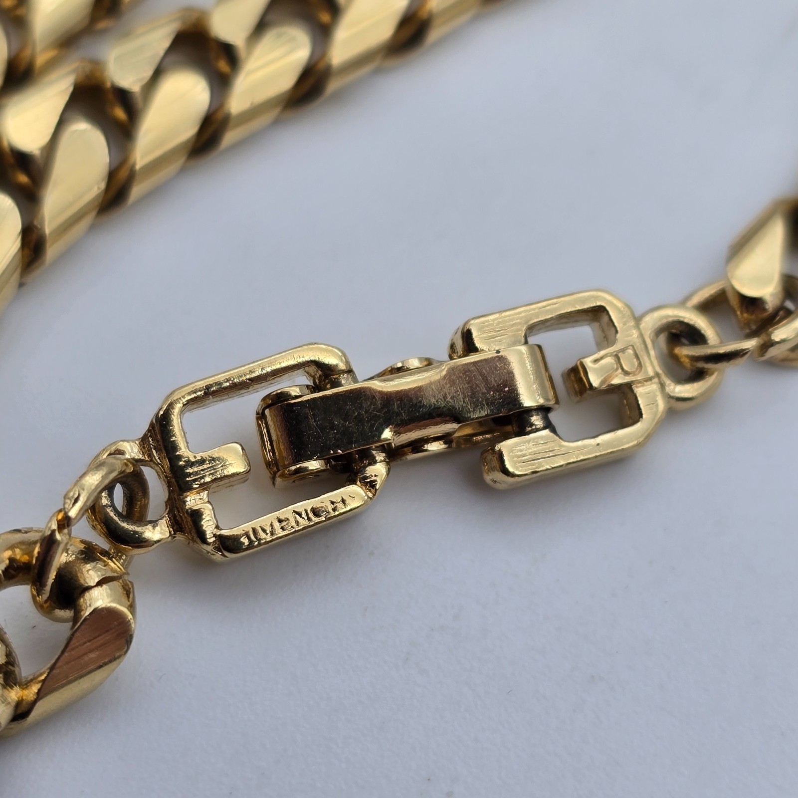 Givenchy 6.4 mm Cuban Curb Chain Link Gold Tone Necklace 24″