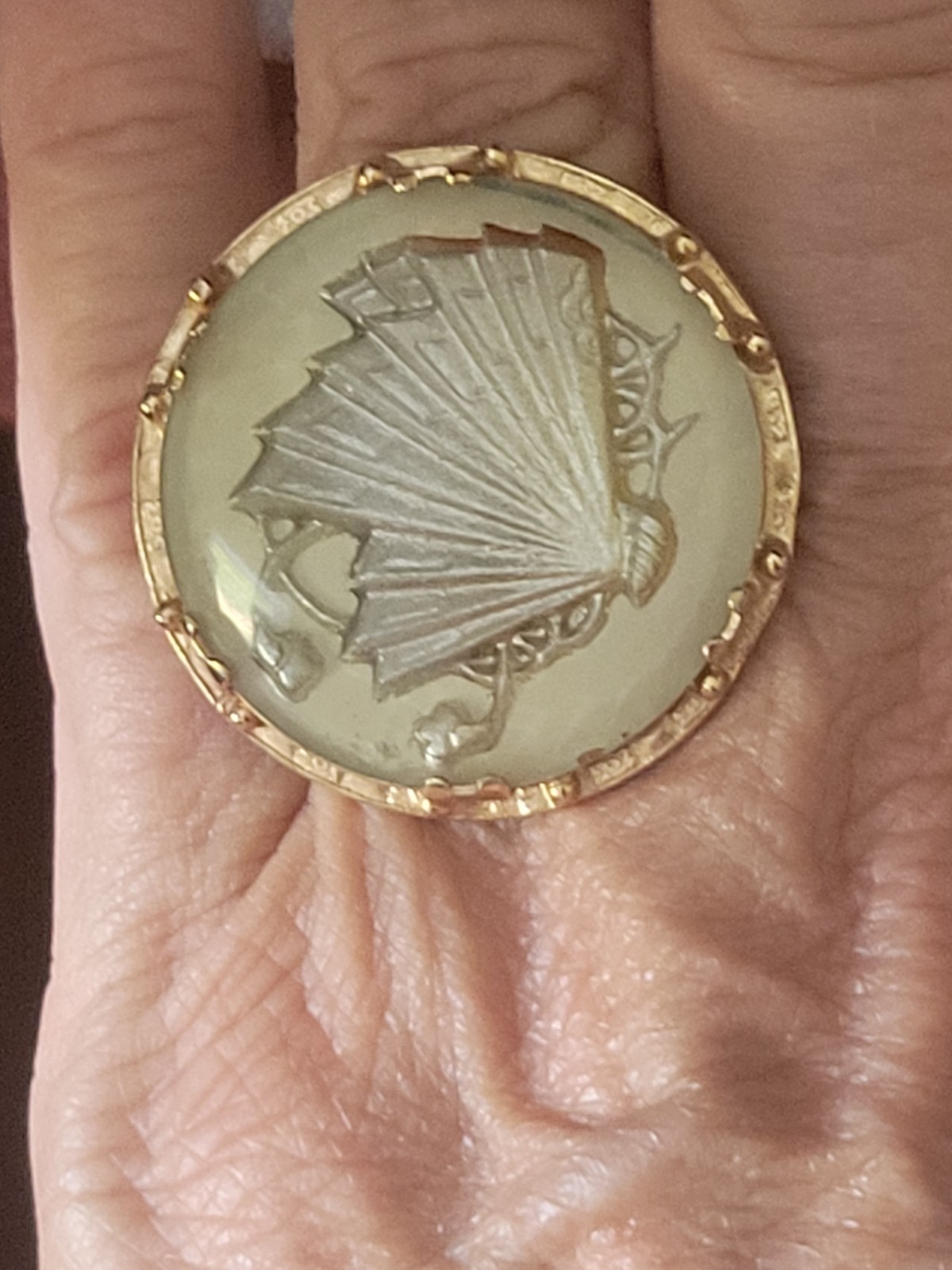 Victorian Bohemian Upcycled Carved Shell Fan Gold Tone Ring Statement Ring
