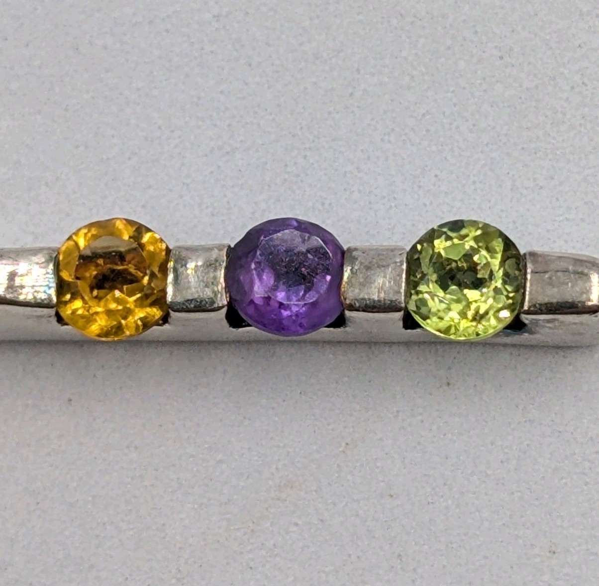Vtg Sadye L Vassil 925 Sterling Silver 3 Gemstone Bar Pendant 16-18″ Necklace
