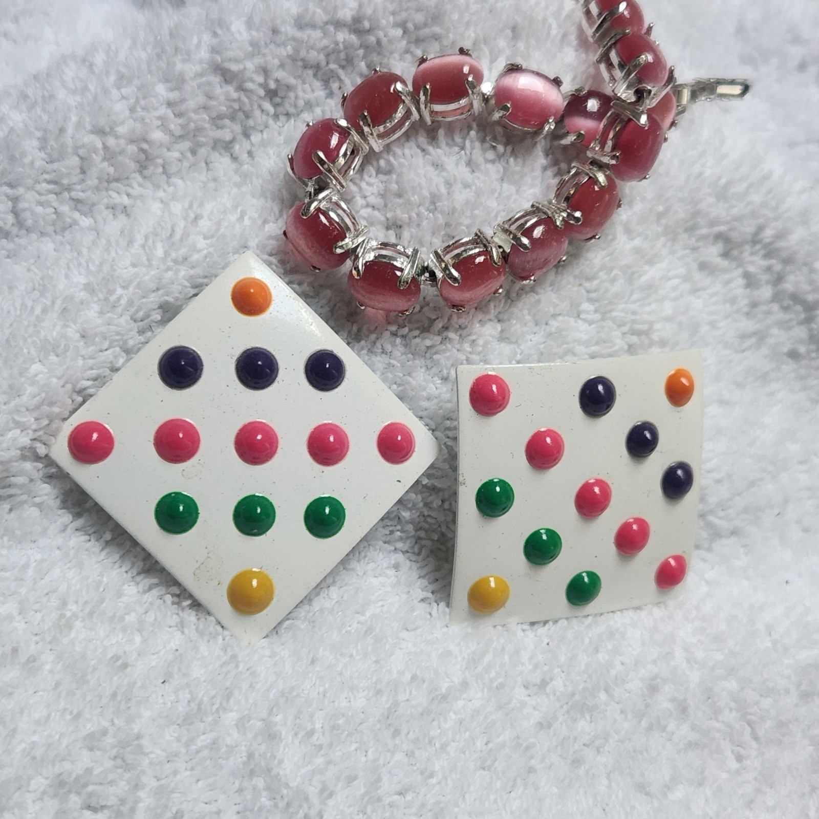 Avon Pink Cats Eye Bracelet and Vintage 80s Multi Color Dot Square Earrings lot