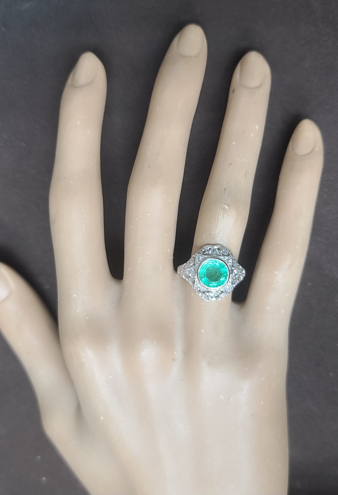 Vintage 14k White Gold Engagement Ring 1.35CT. Natural Round Colombian Emerald
