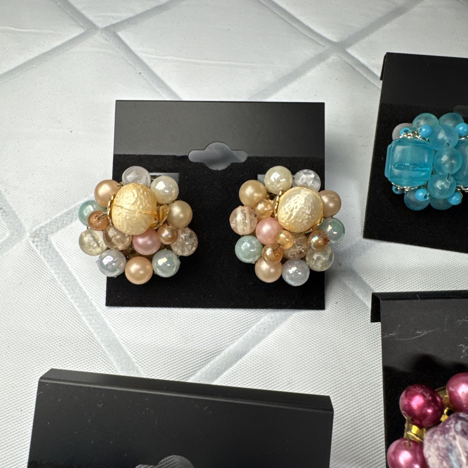 Vtg Earring Lot 8 Beaded Clip On Cluster Pearl Lucite Hong Kong Japan Marvella