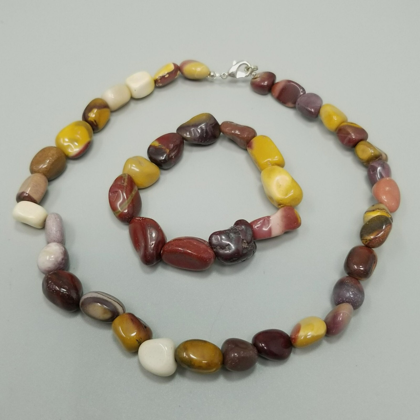 Vintage Red Yellow Stone Beaded Set 16 Inch Necklace Stretch Bracelet