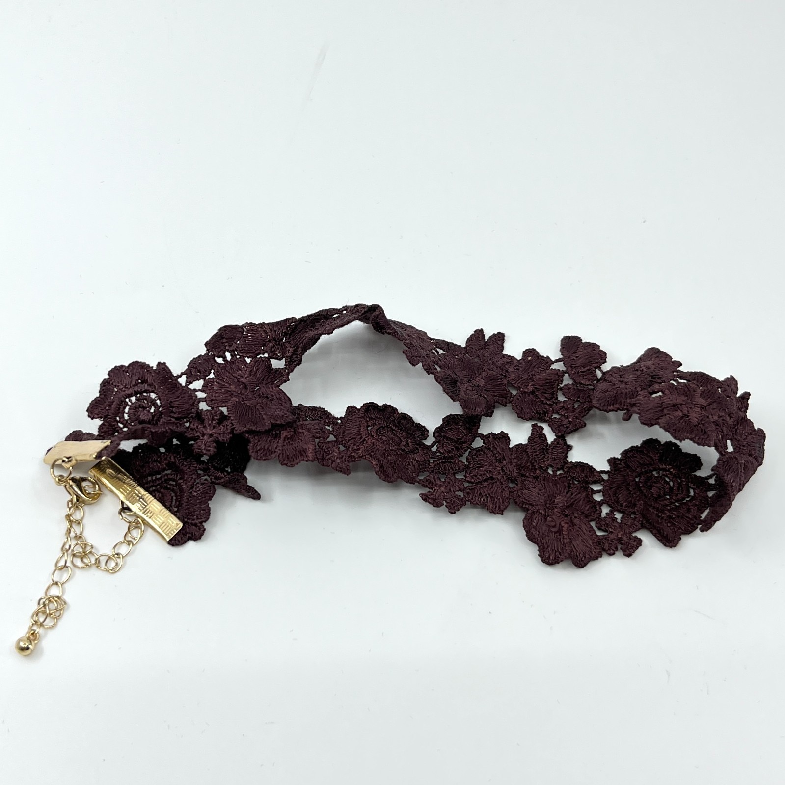 Vintage Retro Dark Burgundy Lace Rose Floral Choker Necklace Gold Tone Jewelry