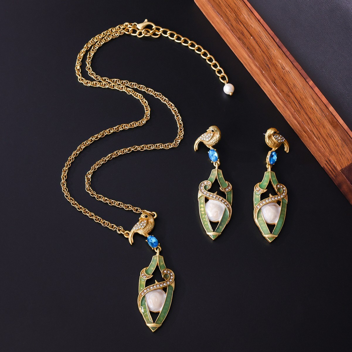 Vintage Victorian Bird Set Necklace Earrings Gold Rhinestone Jewelry Gift