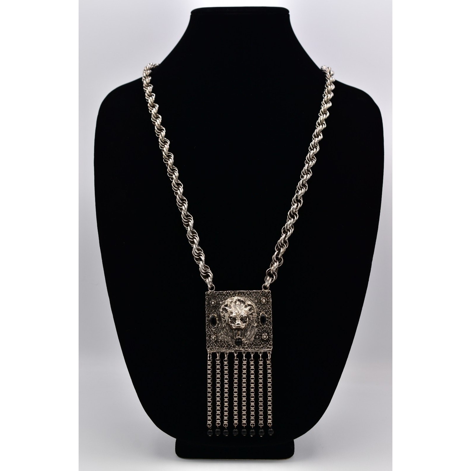 Edlee Vintage Chain Lion Door Knocker Necklace Heavy Chain Silver Signed BinBL