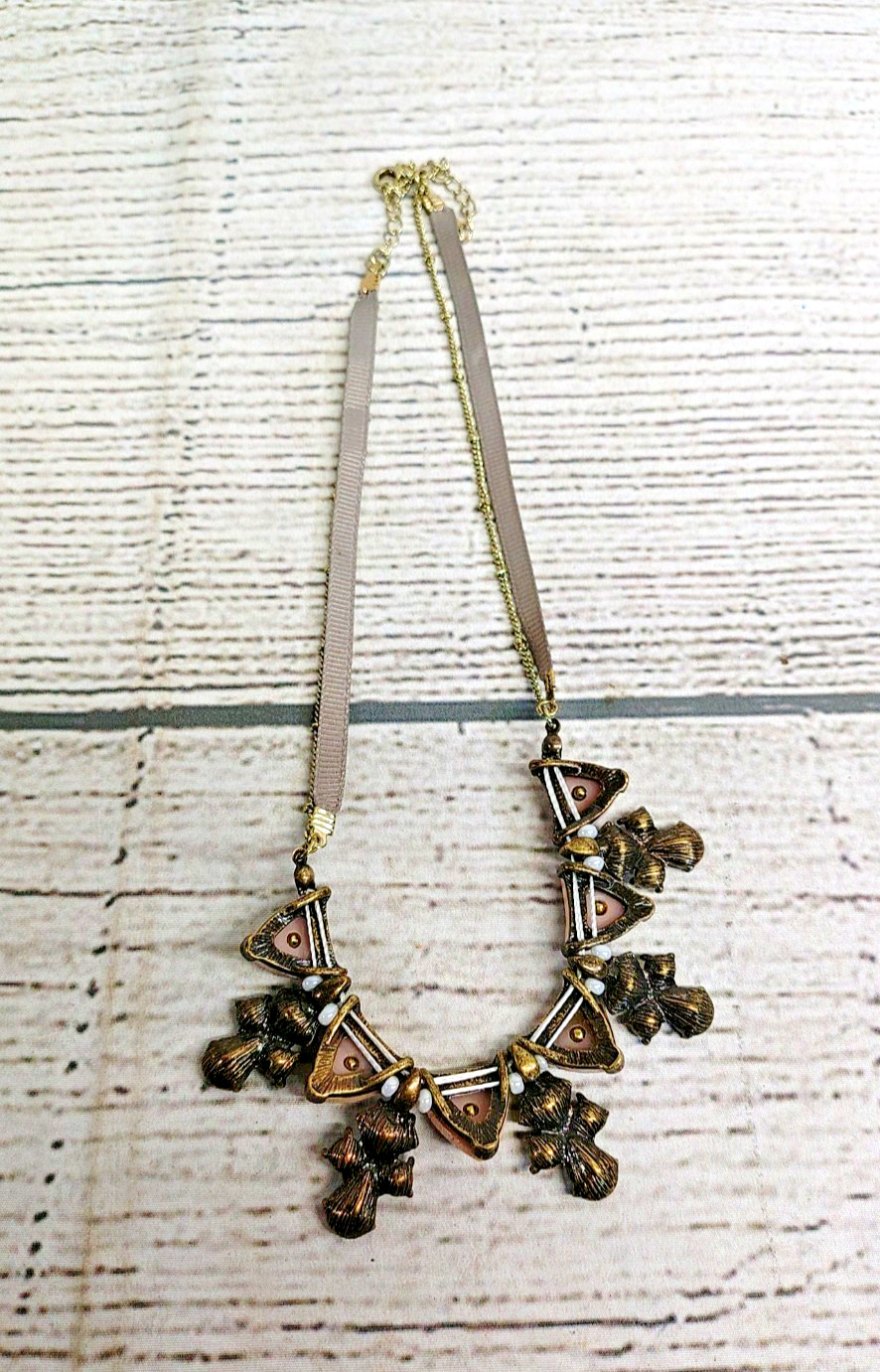 Vintage Liz Claiborne Pink Rhinestone Bib Statement Necklace 18″ Cord Chain