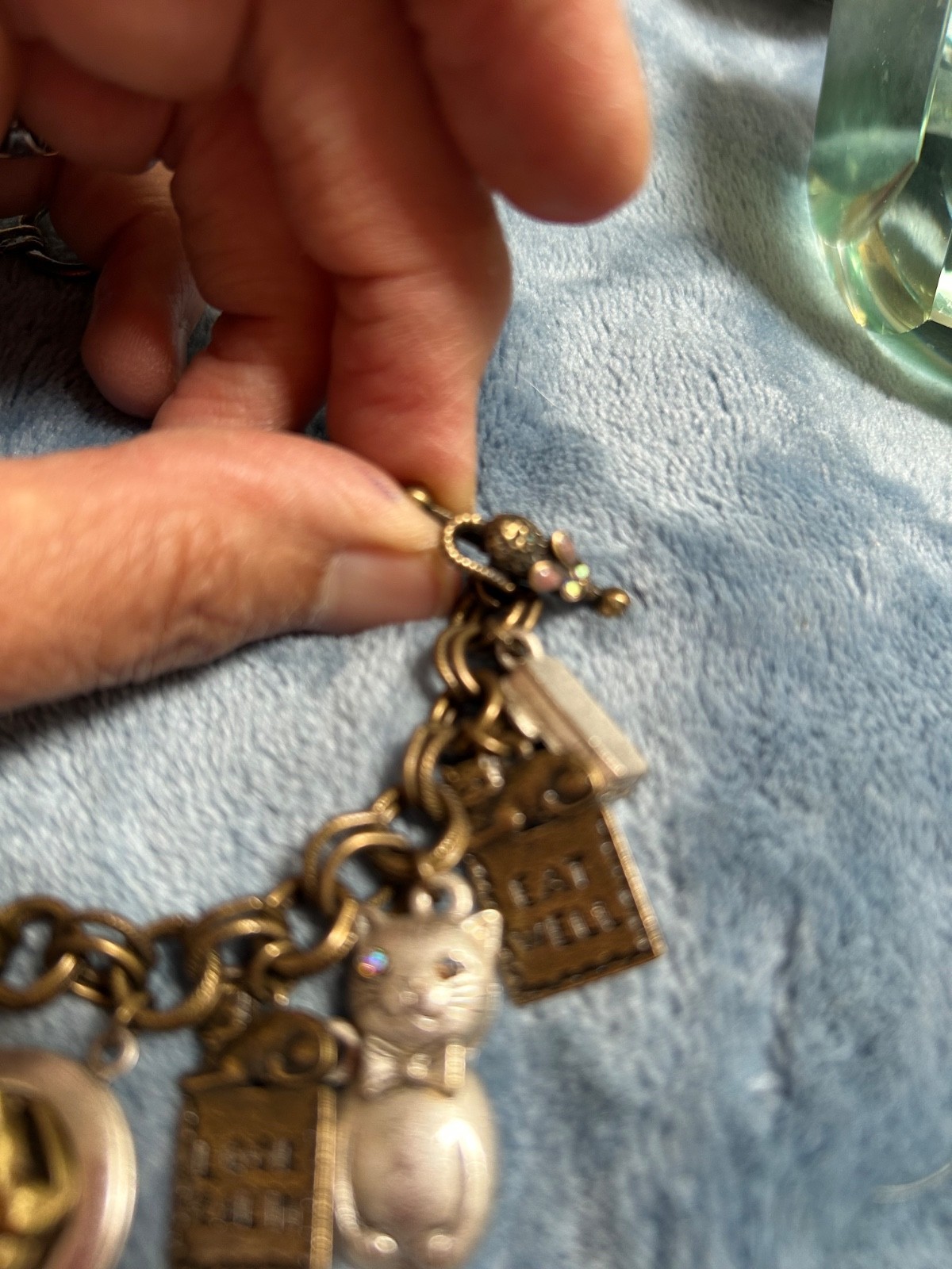 Sweet Romance Vintage Charm Bracelet cat kitty mouse themed nwot toggle closure