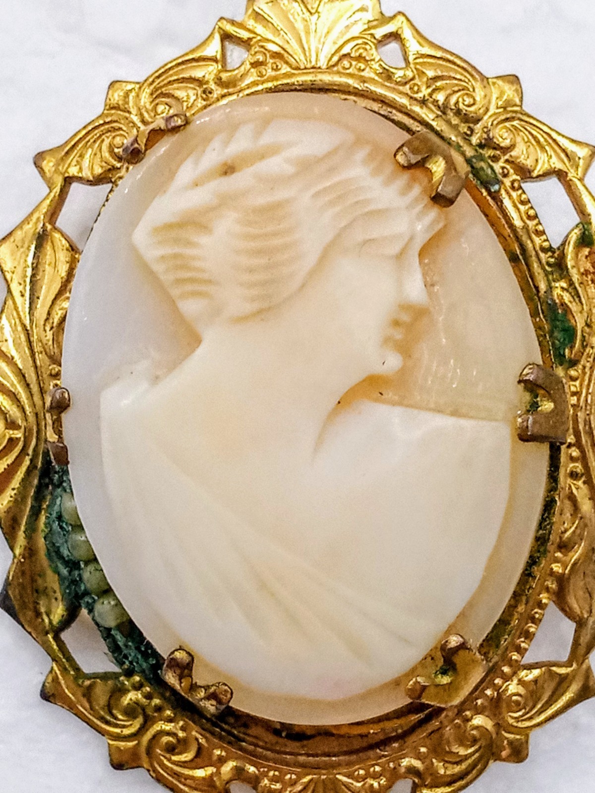 Vintage Brass And Shell Cameo Brooch With 4 Seed Pearls