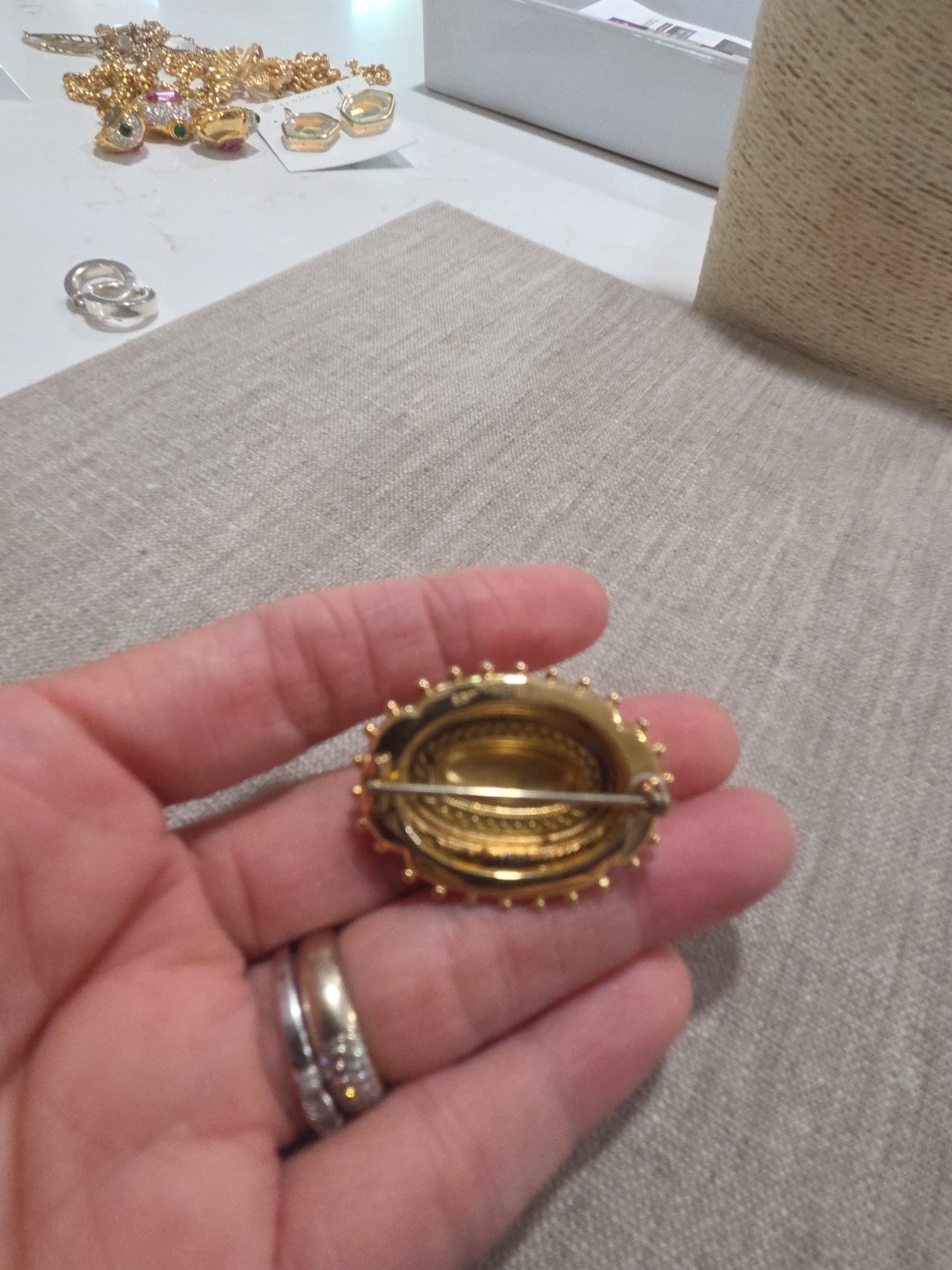 Antique Victorian Gold 375(9CT) United Kingdom Brooch 3.6gr