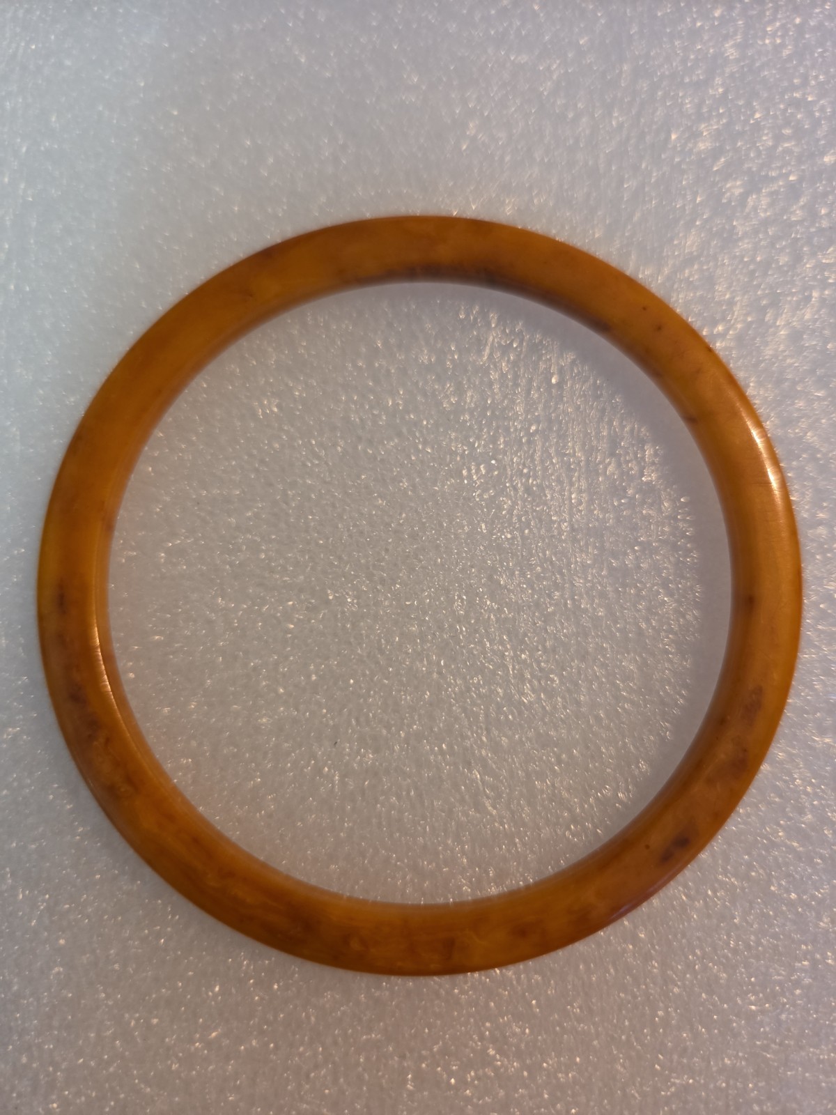 6 Vintage Bakelite Bangle Bracelets. Marbled Butterscotch Swirl Color. Tested