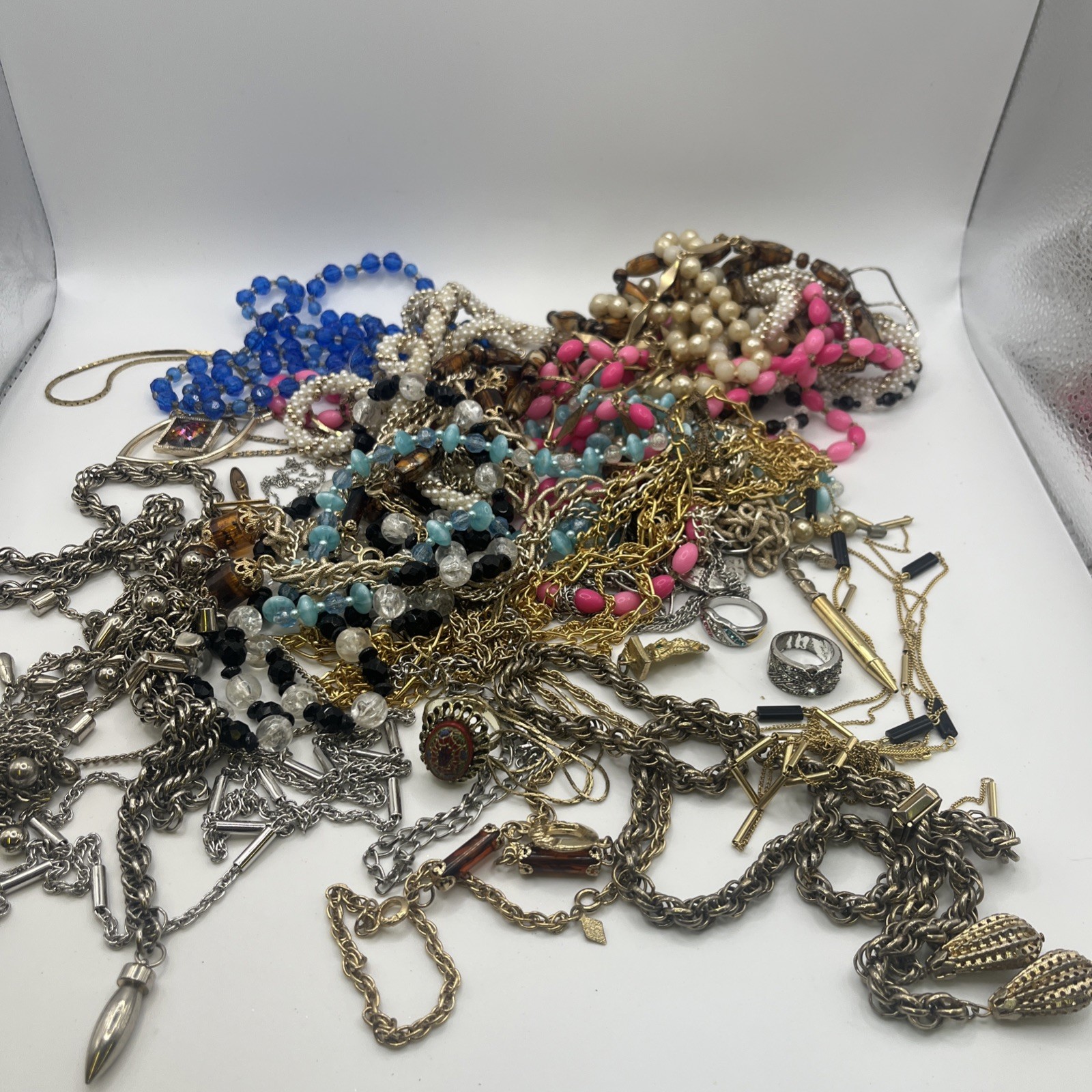 Jewelry lot!! Treasure Hunt! Tangled! Costume New Vintage! 2 Lbs See Pictures