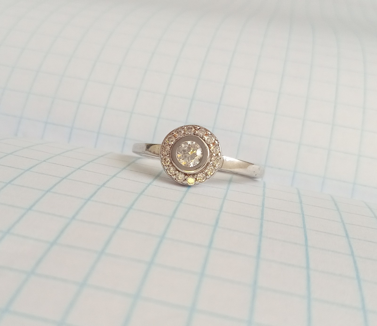 Vintage Beautiful Ring White stones Sterling Silver 925 Women Jewelry size 7.25