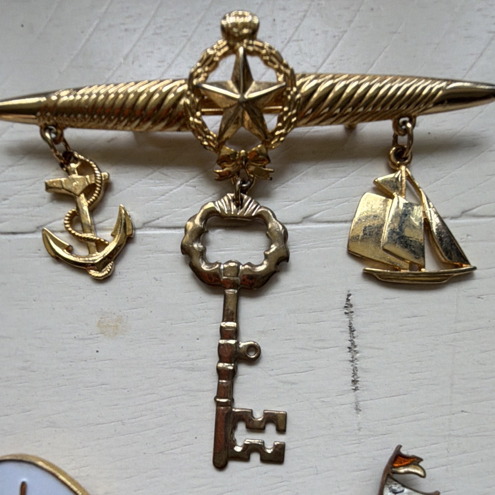 1 vintage David Audette fish pin with 4 other nautical beauties