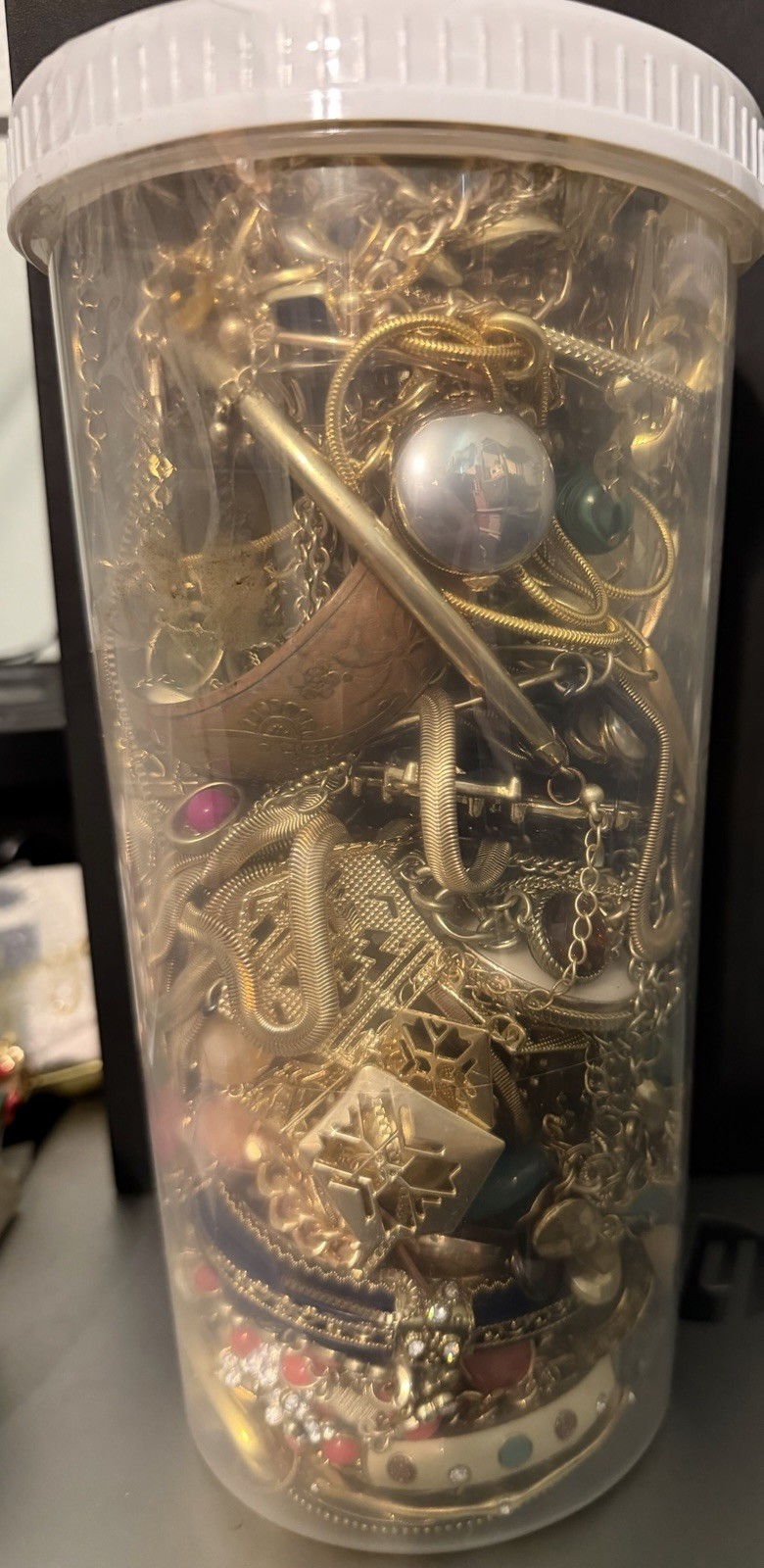 Gold Tone Unsigned Costume Jewelry Lot Variety Mix Wearable