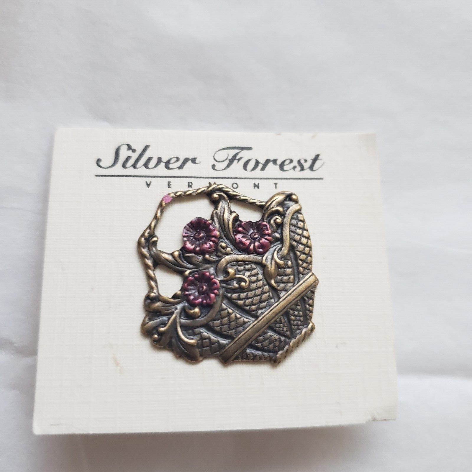Silver Forest Vermont Pin Floral Basket Clutch Back NEW Old Stock Made in USA
