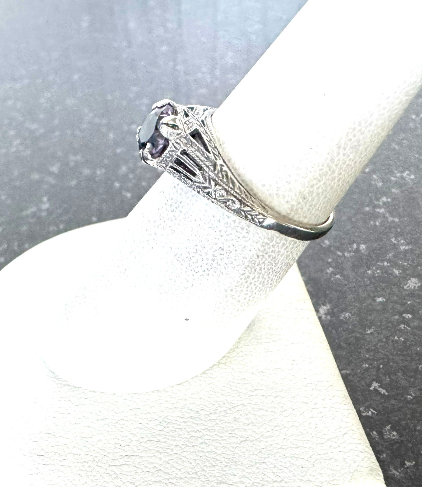 Vintage Sterling Silver 925 Ring Lavender Stone Size 6.75